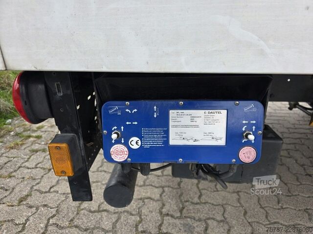 Transporter mit Koffer IVECO 75-210 Koffer + LBW, Klima, Kamera