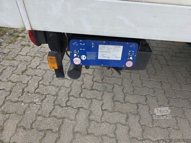 Transporter mit Koffer IVECO 75-210 Koffer + LBW, Klima, Kamera