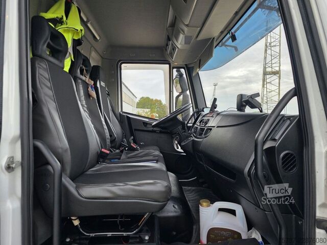Transporter mit Koffer IVECO 75-210 Koffer + LBW, Klima, Kamera