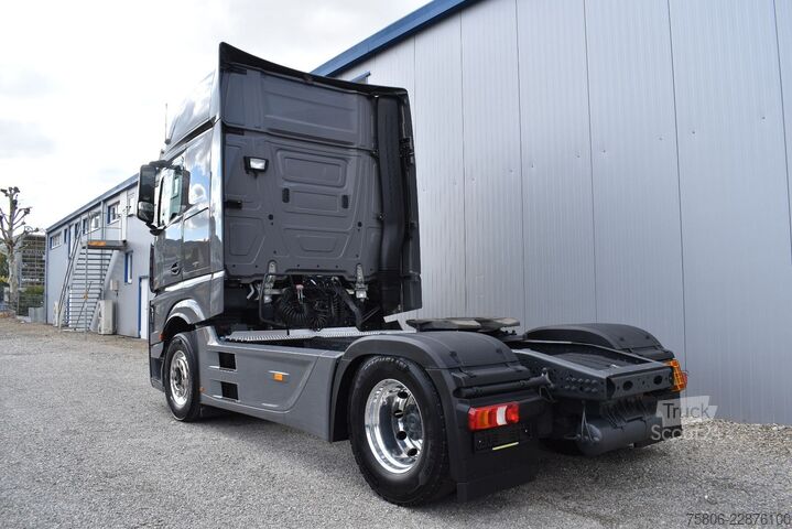Стандартный седельный тягач MERCEDES-BENZ Actros 1863 LS GIGA Retarder TOP  1'661h Stunden