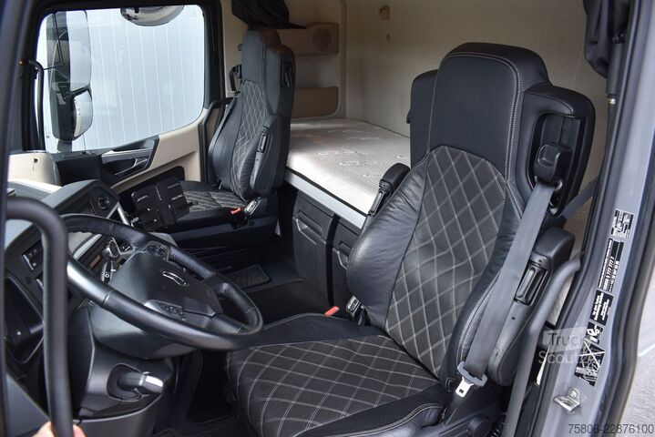 Стандартный седельный тягач MERCEDES-BENZ Actros 1863 LS GIGA Retarder TOP  1'661h Stunden