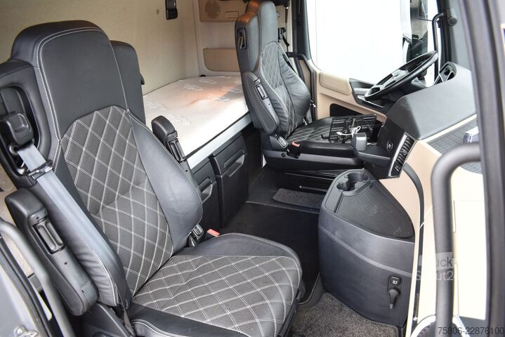 Стандартный седельный тягач MERCEDES-BENZ Actros 1863 LS GIGA Retarder TOP  1'661h Stunden