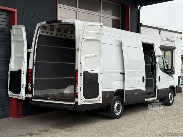 Højt tag varevogn IVECO Daily 35S18  Automatik Klima Kamera Euro6d LED