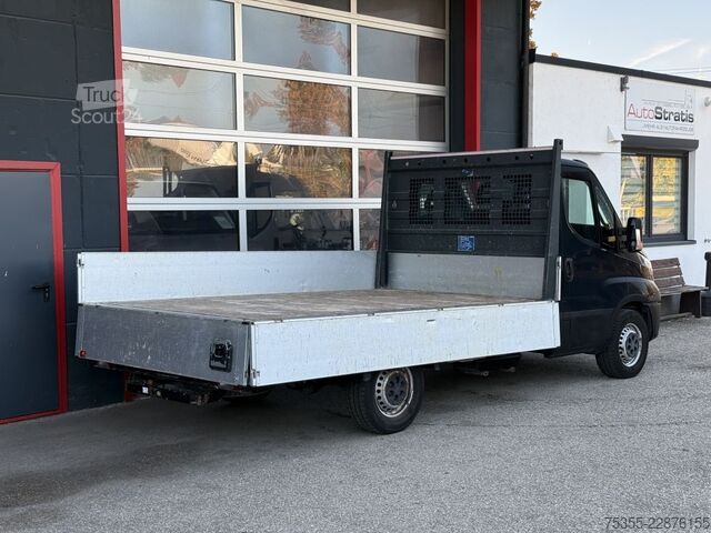 شاحنة صغيرة بيك أب IVECO Daily 35S18 Klima Tempomat 3-Sitz AHK Euro6