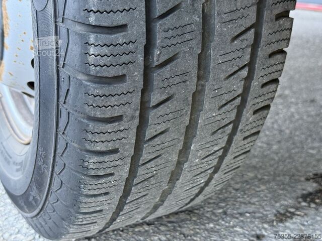 شاحنة صغيرة بيك أب IVECO Daily 35S18 Klima Tempomat 3-Sitz AHK Euro6