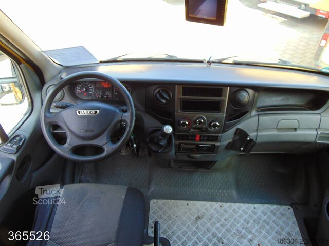 Furgoneta caja IVECO DAILY 50 C 15 Postkoffer REGALSYSTEM KAMERA
