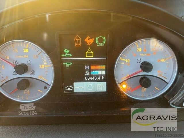 Teleskoplæsser Claas SCORPION 746 VARIPOWER