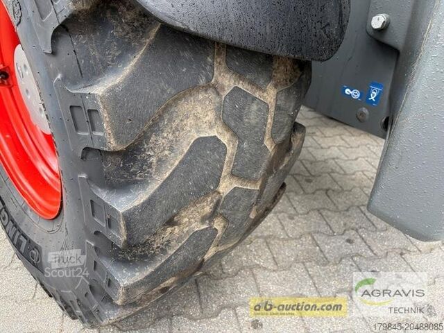 Teleskopski nakladalnik Claas SCORPION 746 VARIPOWER