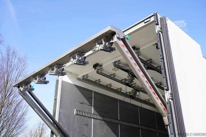 Hladilni kavelj Iveco Eurocargo 140-190 4x2 E6 / Meat hook ref