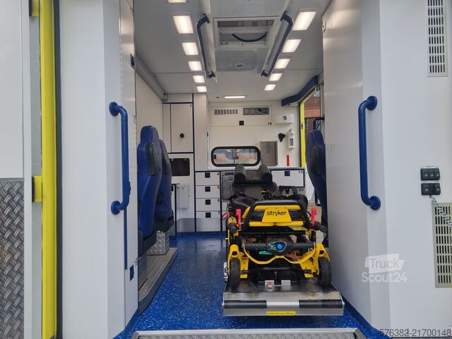 Sanitka Mercedes-Benz Sprinter Rettungswagen Fahrtec