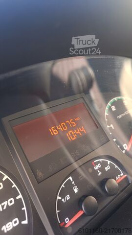 Autocarro con cassone fisso Iveco Daily 35