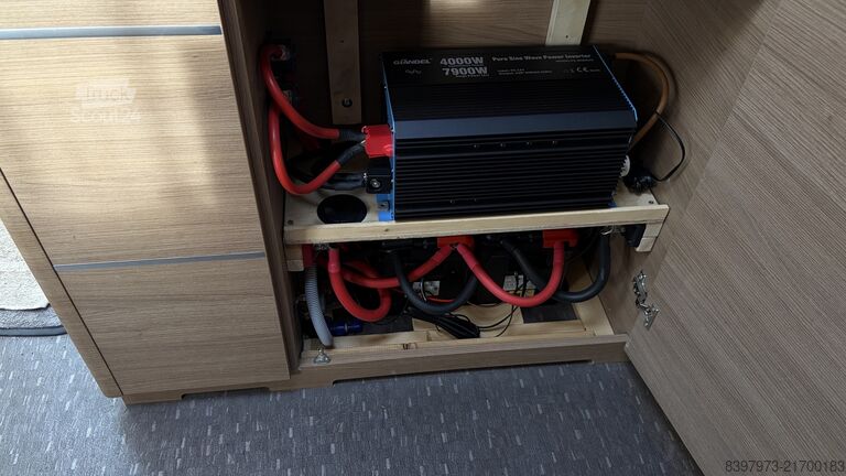 Caravan/camper Adria 753 UC