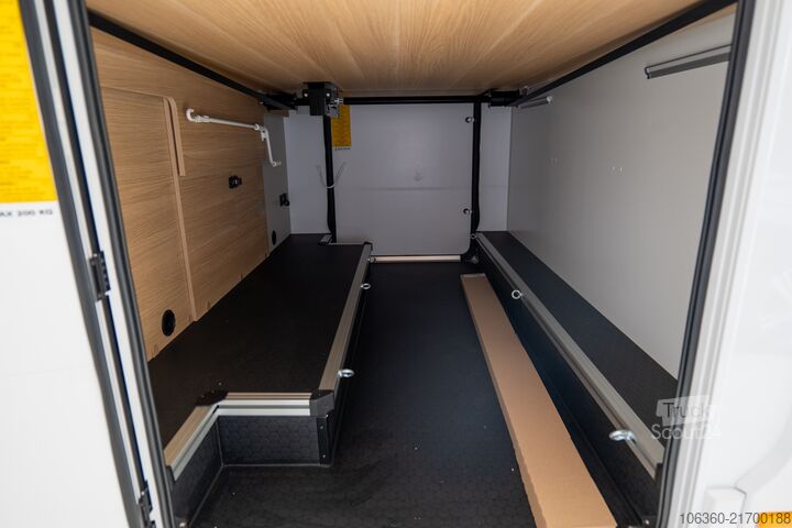 ADRIA CORAL XL AXESS 600 DP - SPEED EDITION MANSARDATO GEBRAUCHT ADRIA CORAL XL AXESS 600 DP - SPEED EDITION