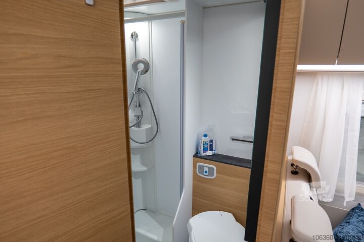 ADRIA CORAL XL AXESS 600 DP - SPEED EDITION MANSARDATO GEBRAUCHT ADRIA CORAL XL AXESS 600 DP - SPEED EDITION