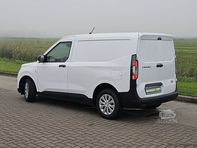 Bakwagen FORD COURIER 1.5 TREND 100Pk Camera Carplay Euro6 BP...