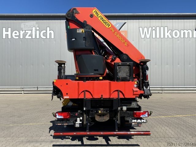 Kravas automašīnai uzstādīts celtnis MAN TGX 26.480 LL Palfinger PK 53002SHB aus 2017