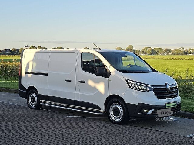 Kombi med högt tak RENAULT TRAFIC 2.0 DCI L2H1 Camera 136pk!!