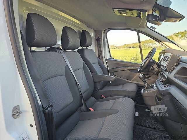 Kombi med högt tak RENAULT TRAFIC 2.0 DCI L2H1 Camera 136pk!!