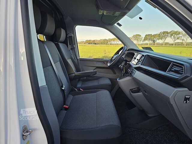 Korkeakattoinen farmari VW TRANSPORTER 2.0 TDI T6.1 L1H1 150Pk Automaat Ca...
