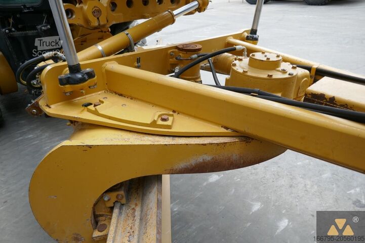 Greideris Caterpillar 160M3
