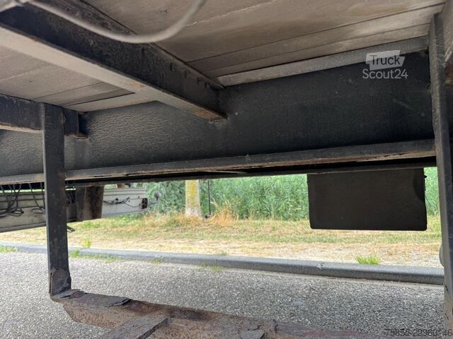 Semi surbaissé Meert Semi Curtainside / SAF / Double Tires