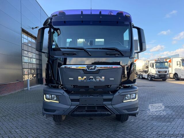 Benne à 3 côtés MAN TGS 33.470 6x4 3 zijdige Kipper/ Hiab 188 B-3 E...