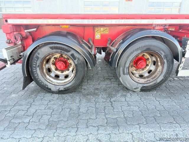 Transport av containere CMT Transfer trailer / Abrollanhänger /