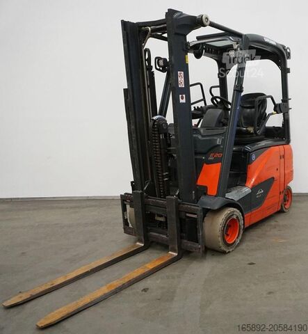 Empilhadeira Linde E 20 PH EVO 386-02