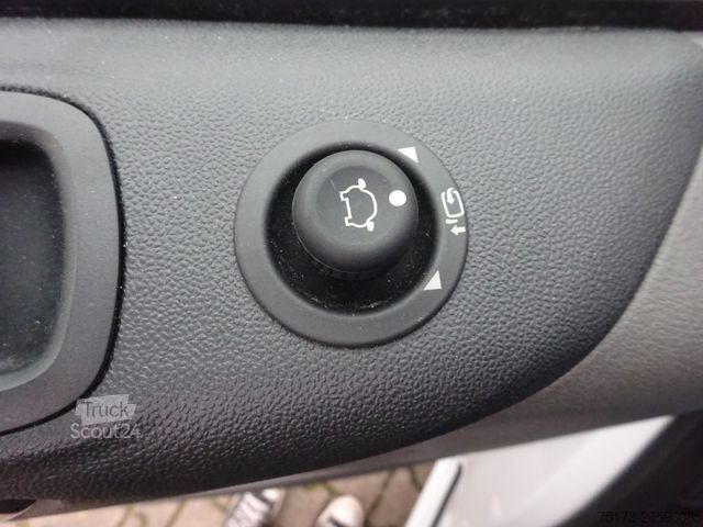 Slēgtais furgons FORD Transit Custom Kasten 290 L2H1 LKW VA Sport