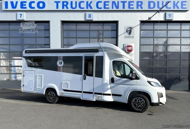 Félintegrált lakóautó LMC Tourer Lift 70 H 663 G 70 Jahre Sonderaktion