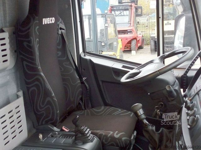 Вантажівка з платформою і тентом IVECO 150E28,LBW,Euro-5