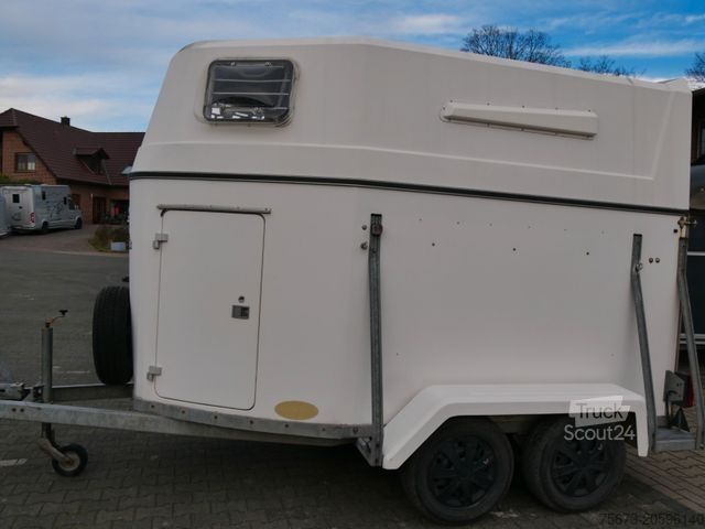 Remorque de transport de chevaux SLUIS Vollpoly 2 Pferde mit Sattelkammer