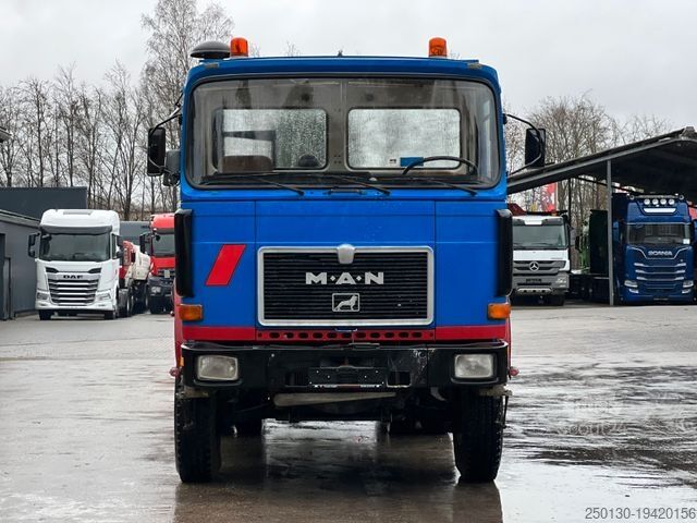 Camion poids lourd MAN 33.361 DFT 6x4 Hydraulik Oldtimer