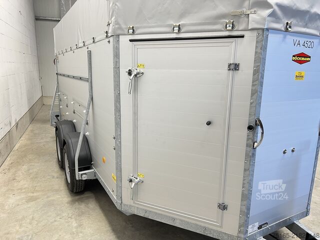 прицеп для перевозки скота Böckmann VA 4520/35 Plane Viehanhänger