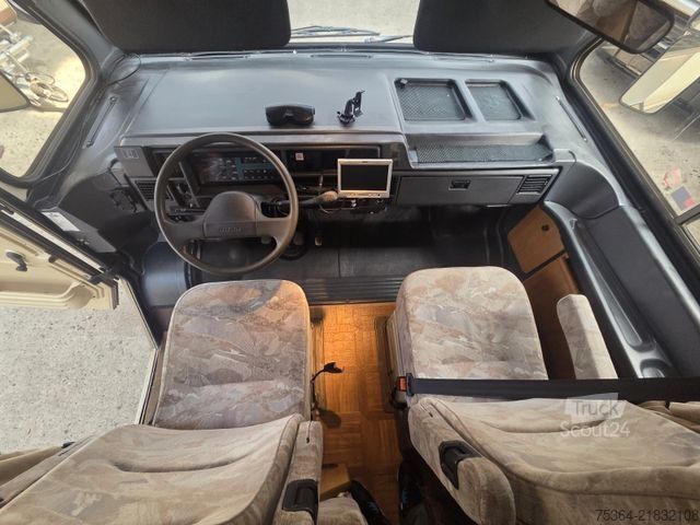 Integrált lakóautó FFB/TABBERT Fiat 290 70 KW FFB Classic Wohnmobil Hubbett