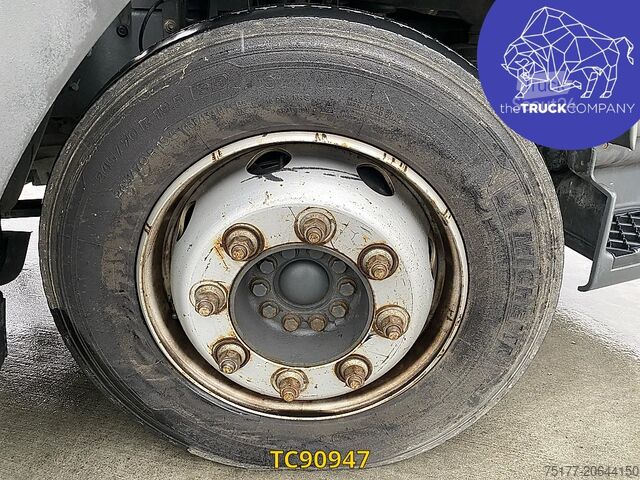 Transport réfrigéré/congélé Renault D 210