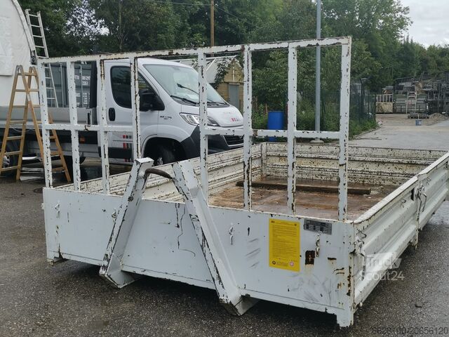 Truck with crane superstructure MAN TGL 12.210 4x2