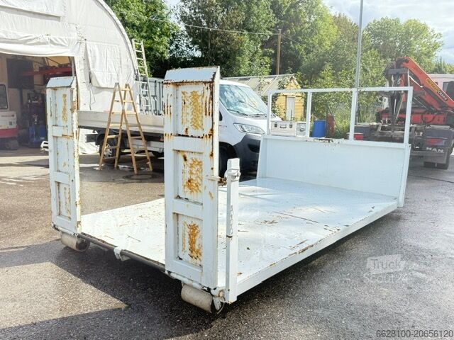 Truck with crane superstructure MAN TGL 12.210 4x2