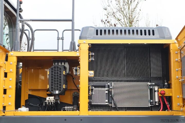 Pelle sur chenilles XCMG XE380E | CE | QUICK COUPLER | CUMMINS STAGE V |...