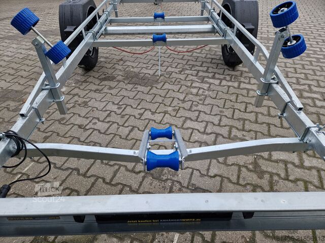 Bootsanhänger Sorelpol Neptun Navy Bootstrailer Motorboot Anhänger GN231 1300kg gebremst Neu