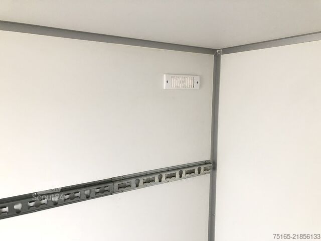 Kofferanhänger Blyss F1336HD Rampe Kofferanhänger