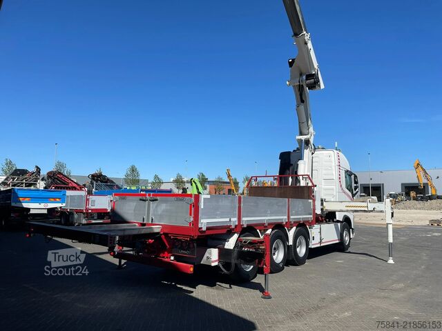 Vrachtwagen met kraan Volvo FH 540 8x4 HIAB 554E-9 HIPRO