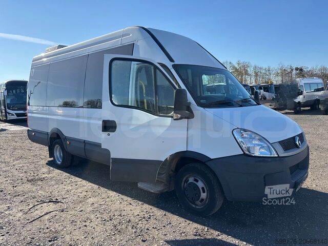 نقل الركاب IVECO Kapena