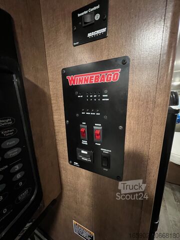 Автодом Alcove Winnebago Outlook 2 Slides LPG