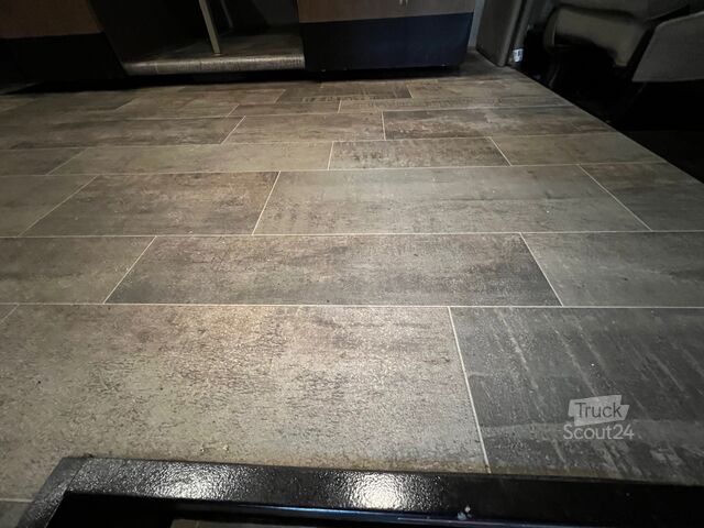 Автодом Alcove Winnebago Outlook 2 Slides LPG