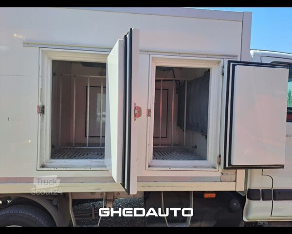 Minibus RENAULT TRUCKS Mascott II 35 2007 - mascott 130.35 DC p.m. - FURGONE ISOTERMICO