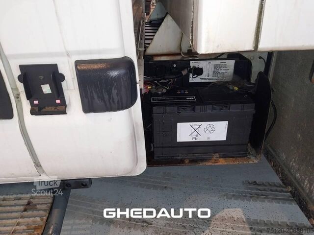 Minibus RENAULT TRUCKS Mascott II 35 2007 - mascott 130.35 DC p.m. - FURGONE ISOTERMICO