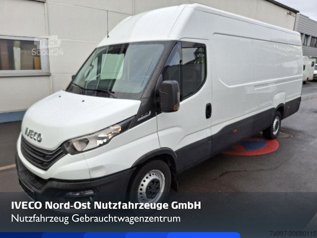 Vans ar augstu jumtu IVECO 35S16A8 V / Hi-Matic / Tempomat / Kamera / Klima