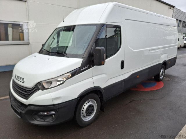 Vans ar augstu jumtu IVECO 35S16A8 V / Hi-Matic / Tempomat / Kamera / Klima