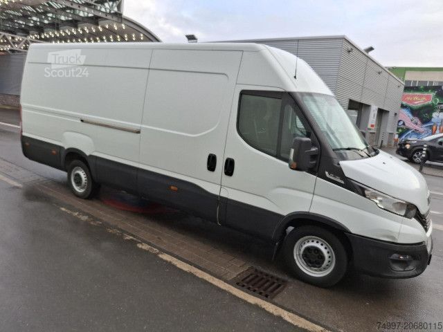 Vans ar augstu jumtu IVECO 35S16A8 V / Hi-Matic / Tempomat / Kamera / Klima